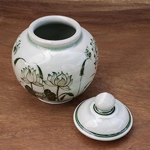 Novica ručna izrađena keramika Celadon jar, zelena, Regal Lotus '